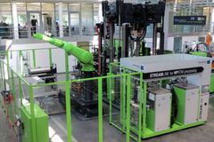 ENGEL делает ставку на переработку композитных материалов