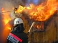 В Свердловской области сгорел склад с полистирольными полуфабрикатами