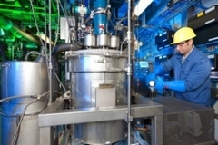 Bayer продает заводы по производству смол