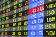 "Полипласт" отложил открытие книги заявок на IPO и планирует не позднее 30 ноября объявить сроки размещения 